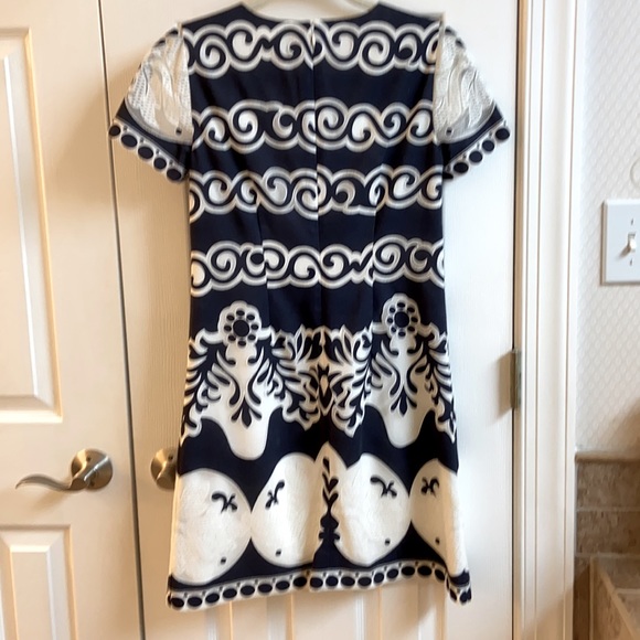 J. Crew dress with lining. Classic style. - Picture 4 of 5